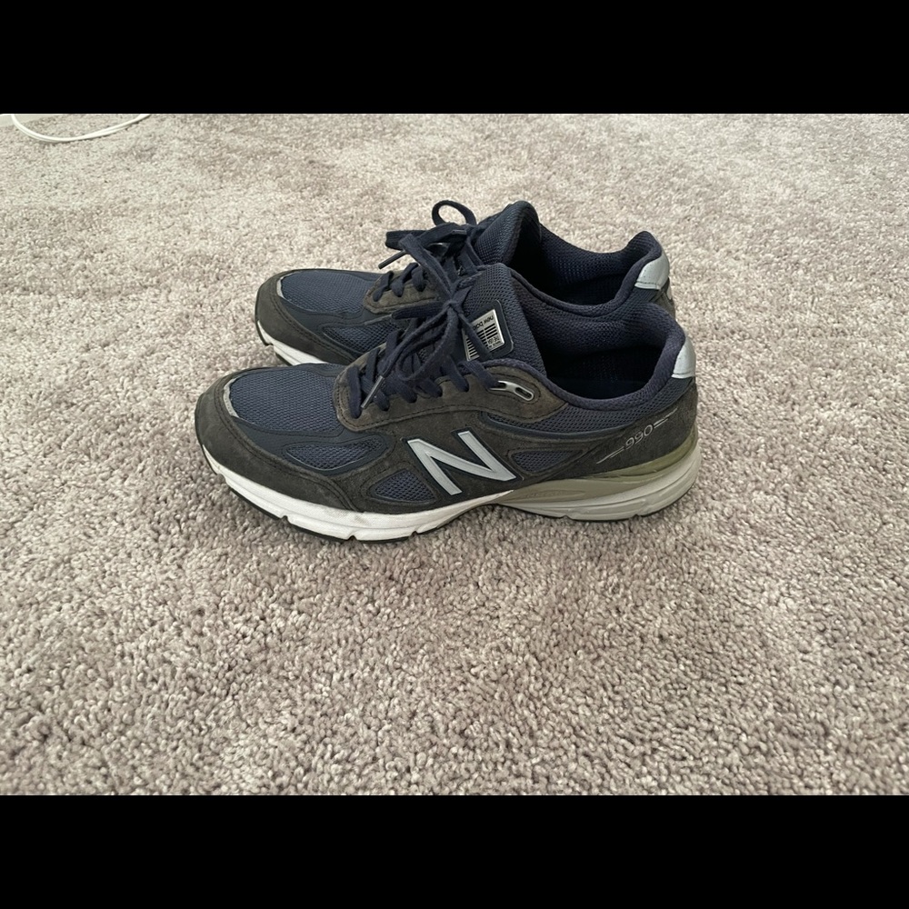 New Balance 990V4
